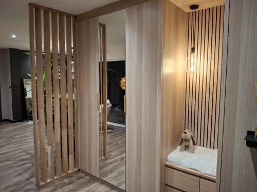 Claustra bois orientable